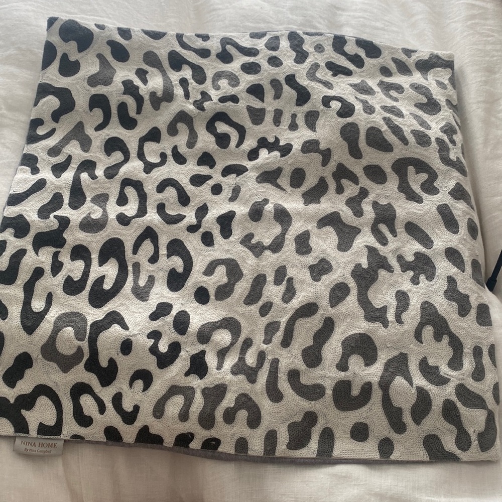 Nina home by Nina Campbell throw pillow covers